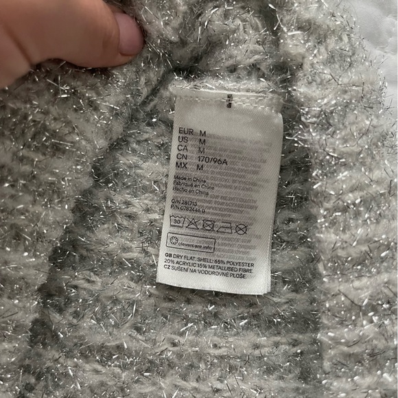 H&M thick cropped sweater size M - Picture 5 of 5